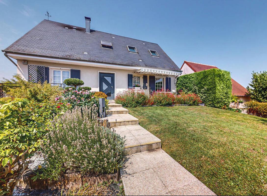 VENDOME MAGNIFIQUE MAISON 188M2  VENDOME   SANS TRAVAUX 1