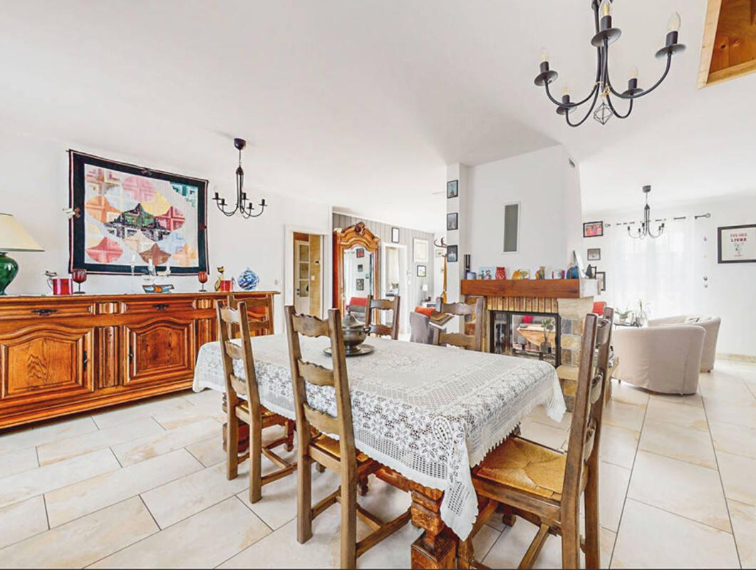 VENDOME MAGNIFIQUE MAISON 188M2  VENDOME   SANS TRAVAUX 7