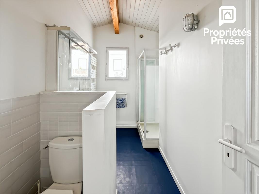 PAREMPUYRE EXCLUSIVITÉ - Maison 155 m² - Véranda 27 m² - Piscine et Garage Indépendant 70 m² - Annexe 12 m² Fort Potentiel 8
