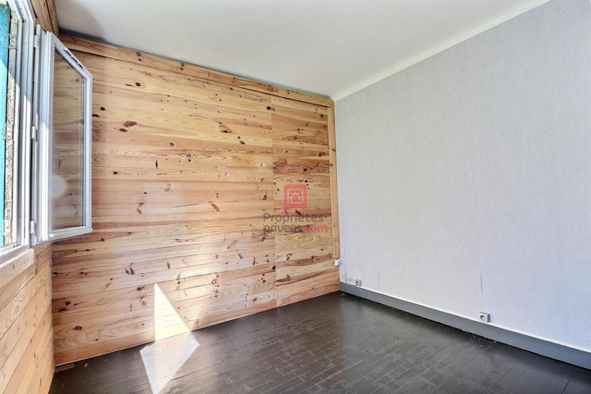 SAINTE-GENEVIEVE-DES-BOIS Maison Sainte Genevieve Des Bois 3 pièces 34 m2 5