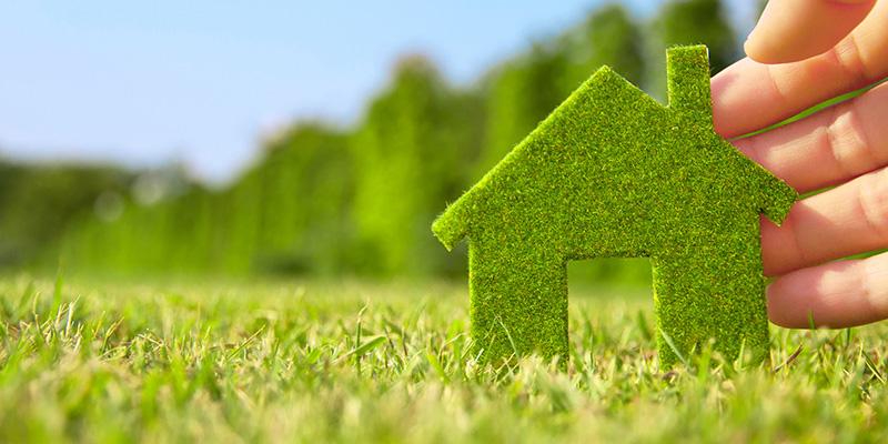 LE FAOUET A vendre terrain constructible de 1 580m2, plat, au Faouët (56), 500 m du centre du Faouët, 15 min de Plouay, 24 min de Caudan, 30 min de Lanester, 40 min de la mer (Larmor Plage) 1