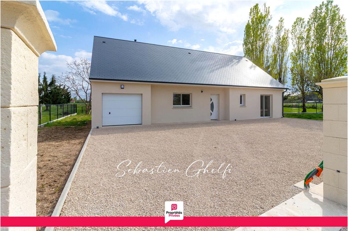 CONTRES proche de Contres maison de plain-pied- 3 chambres-cellier-garage 1