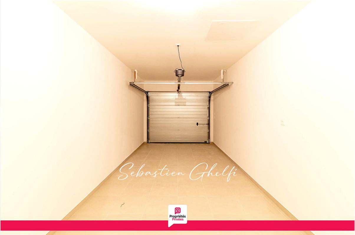 CONTRES proche de Contres maison de plain-pied- 3 chambres-cellier-garage 11