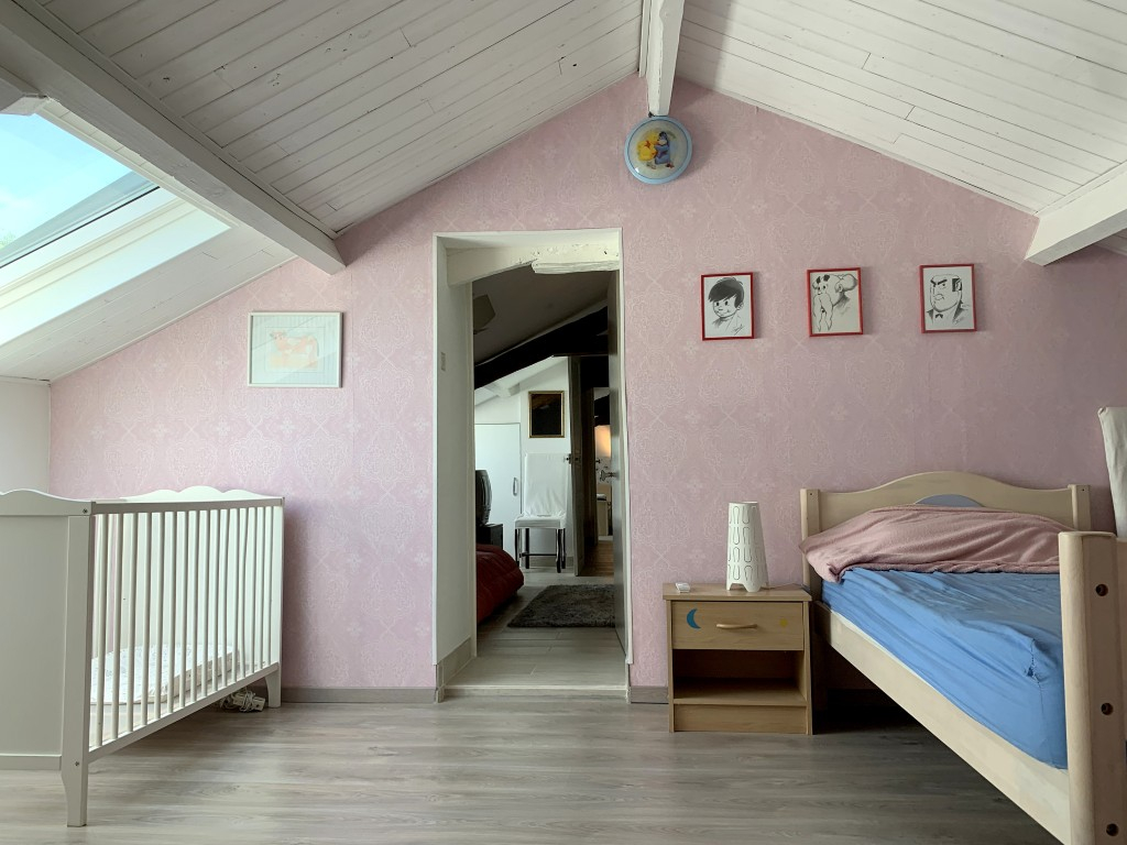 CAHORS Maison en pierre rénovée 230 m² ? 6 chambres ? piscine ? terrain 5 000 m² ? 10 min de Cahors 10