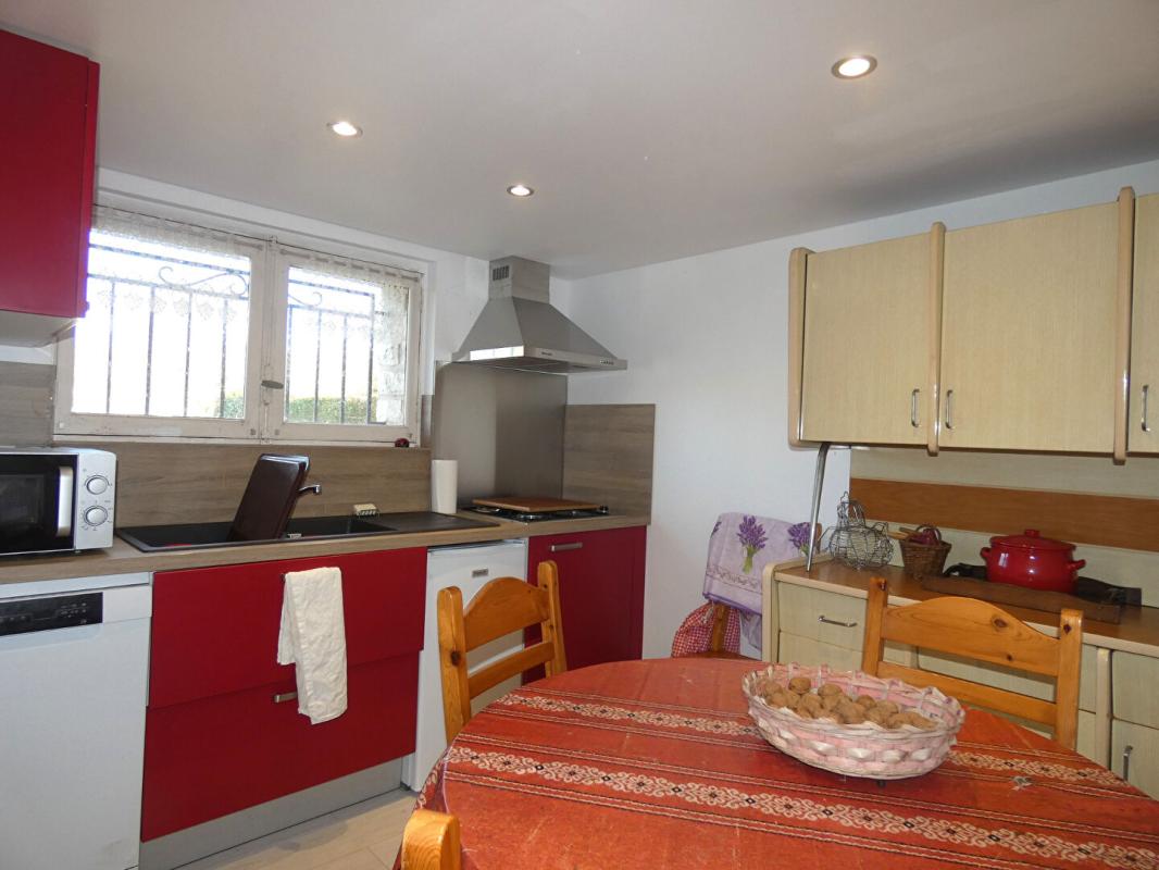 CHERVEIX-CUBAS Maison Cherveix Cubas 90 m2 / sous-sol / studio / jardin 1000m² 14