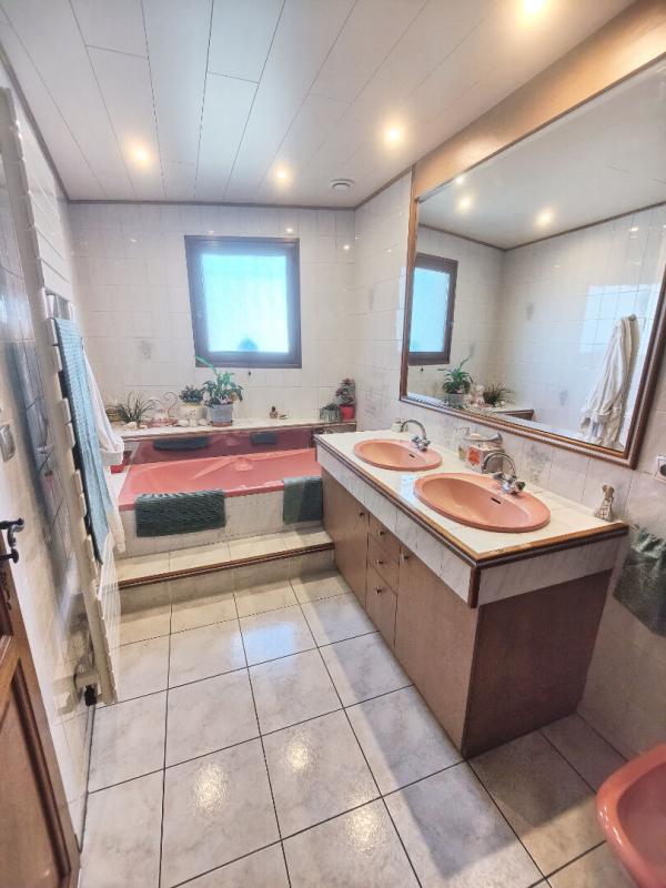 SAINT-MARTIN-D'HERES Maison 4 chambres 134m² avec piscine + garage double 7