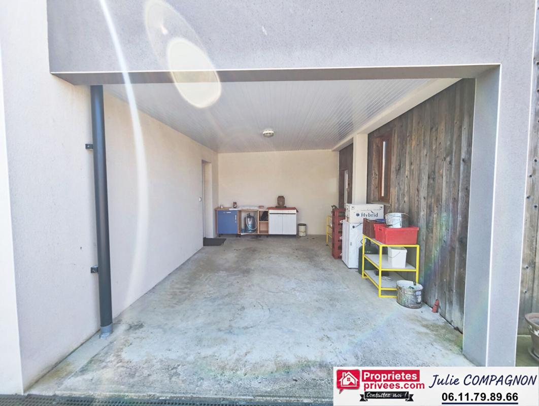 SAINT-QUENTIN-EN-MAUGES Maison 100 m² avec 2 chambres , 2 garages, grand carport et jardin 11
