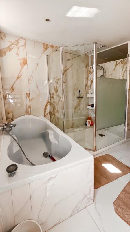 MALESHERBES Longère avec grange 9