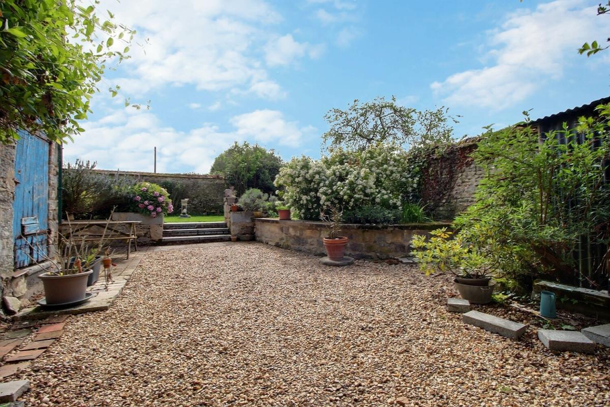 MEROUVILLE Coup de coeur, Maison avec grange et grenier aménageable avec jardin clos 11