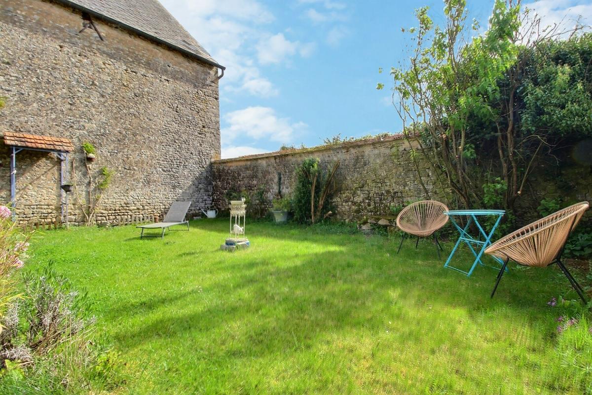 MEROUVILLE Coup de coeur, Maison avec grange et grenier aménageable avec jardin clos 12