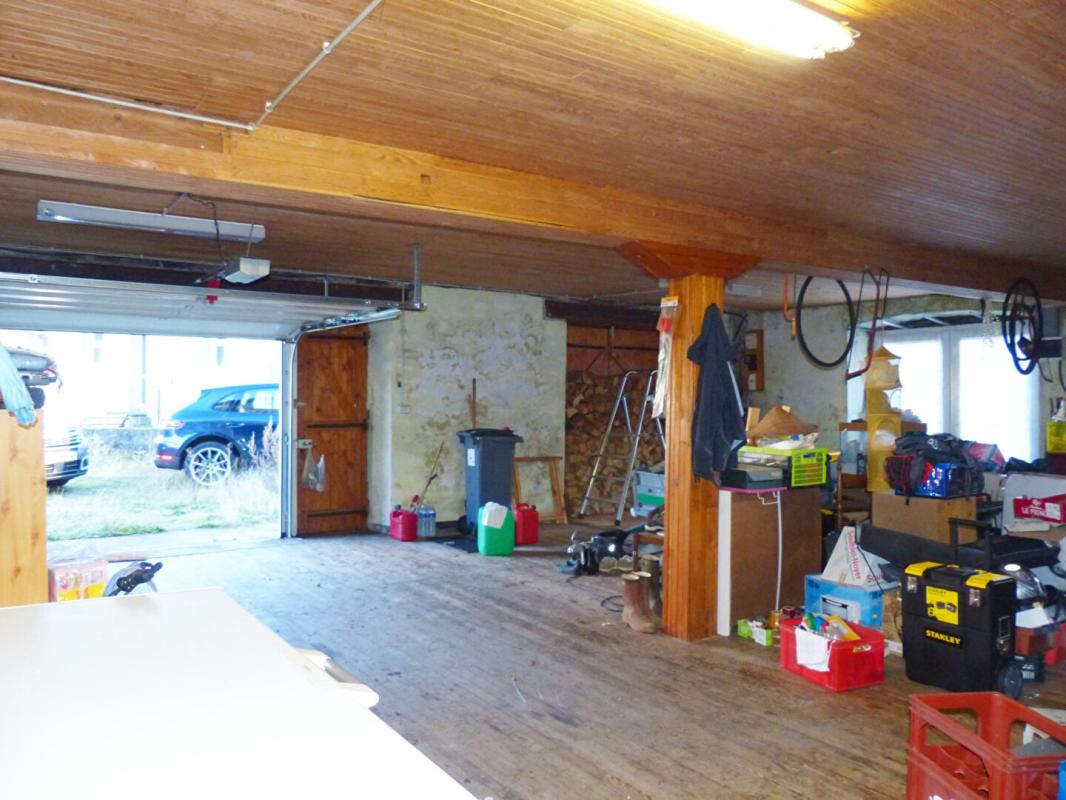 SAINT-FRONT Maison Saint Front 8 pièce(s) 136 m2 12