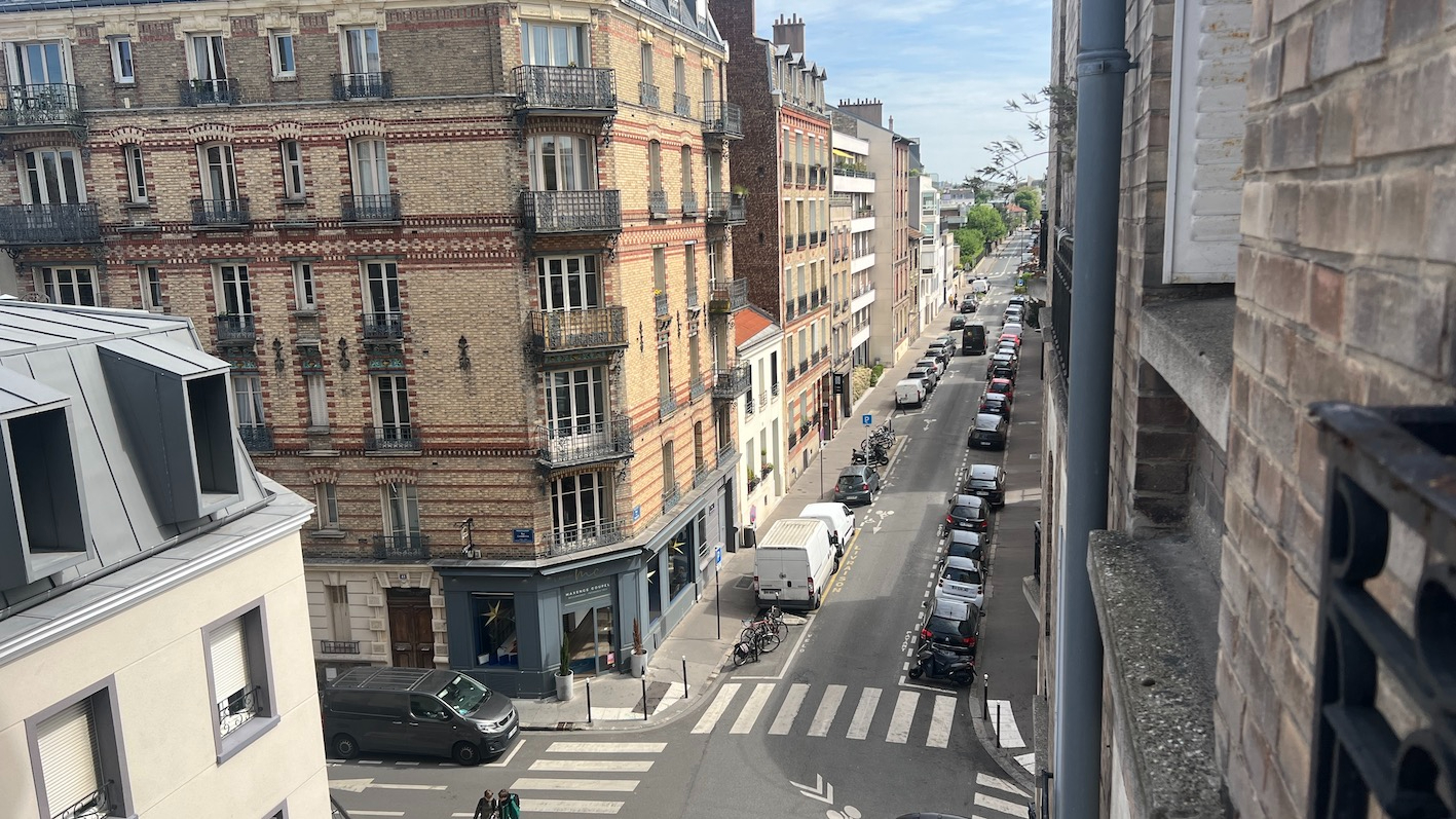 BOULOGNE-BILLANCOURT Studio lumineux en étage élevé - Boulogne-Bill  (quartier Jean-Jaurès- Escudier)) 10