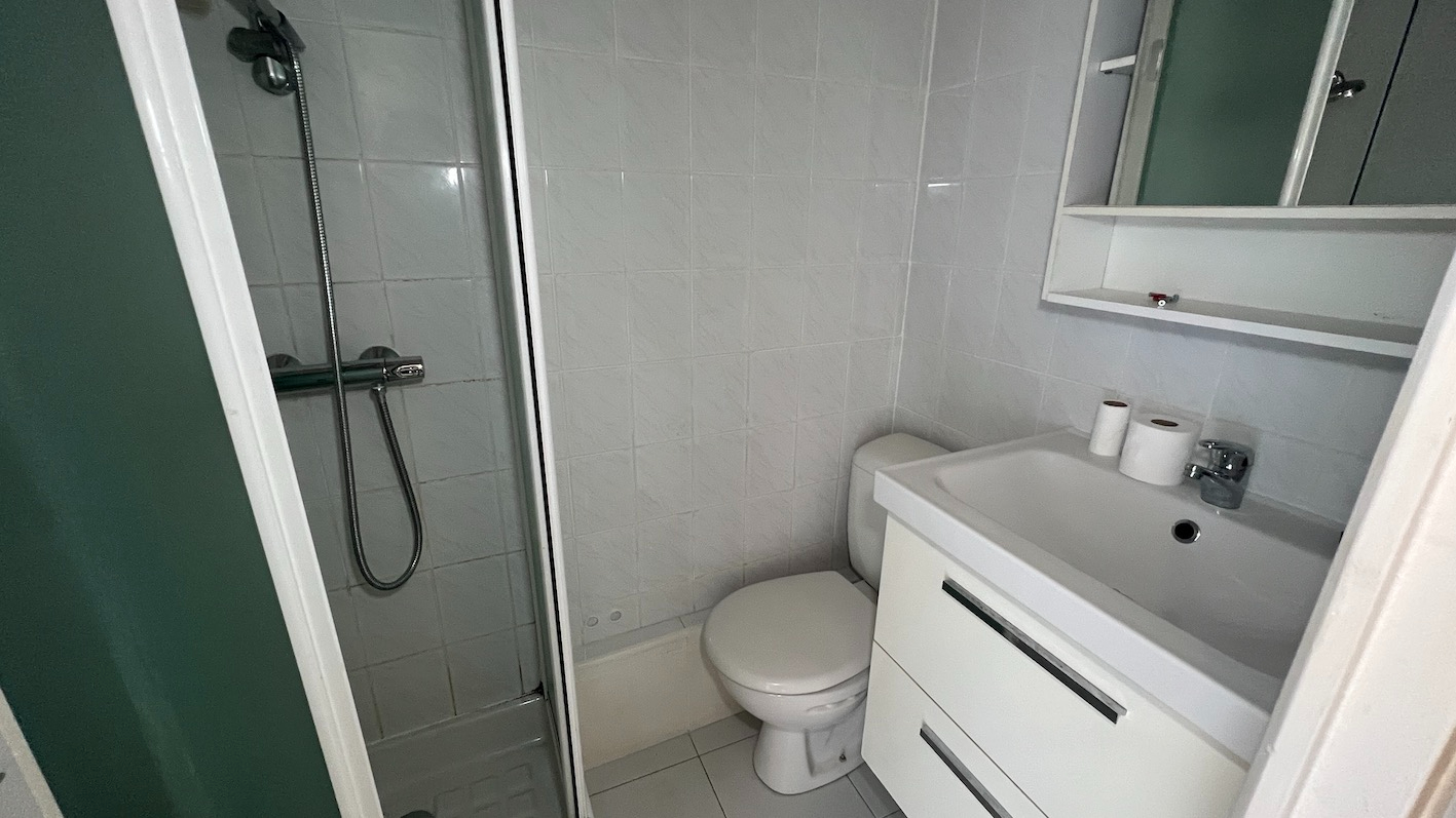 BOULOGNE-BILLANCOURT Studio lumineux en étage élevé - Boulogne-Bill  (quartier Jean-Jaurès- Escudier)) 6