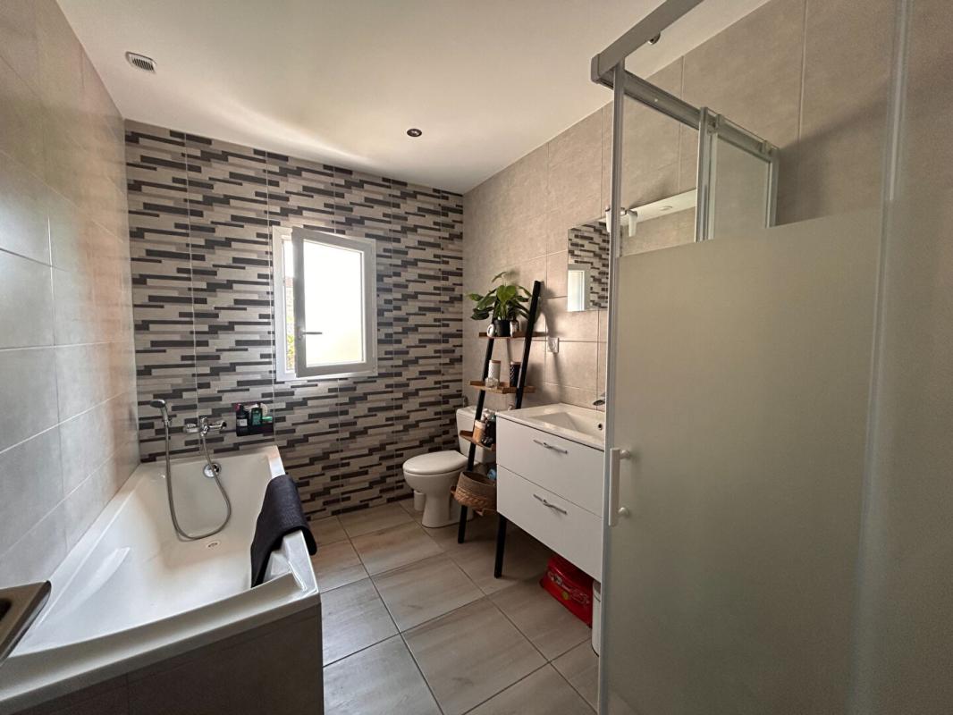 ROANNE ROANNE MAISON PLAIN PIED 3 CHAMBRES 9