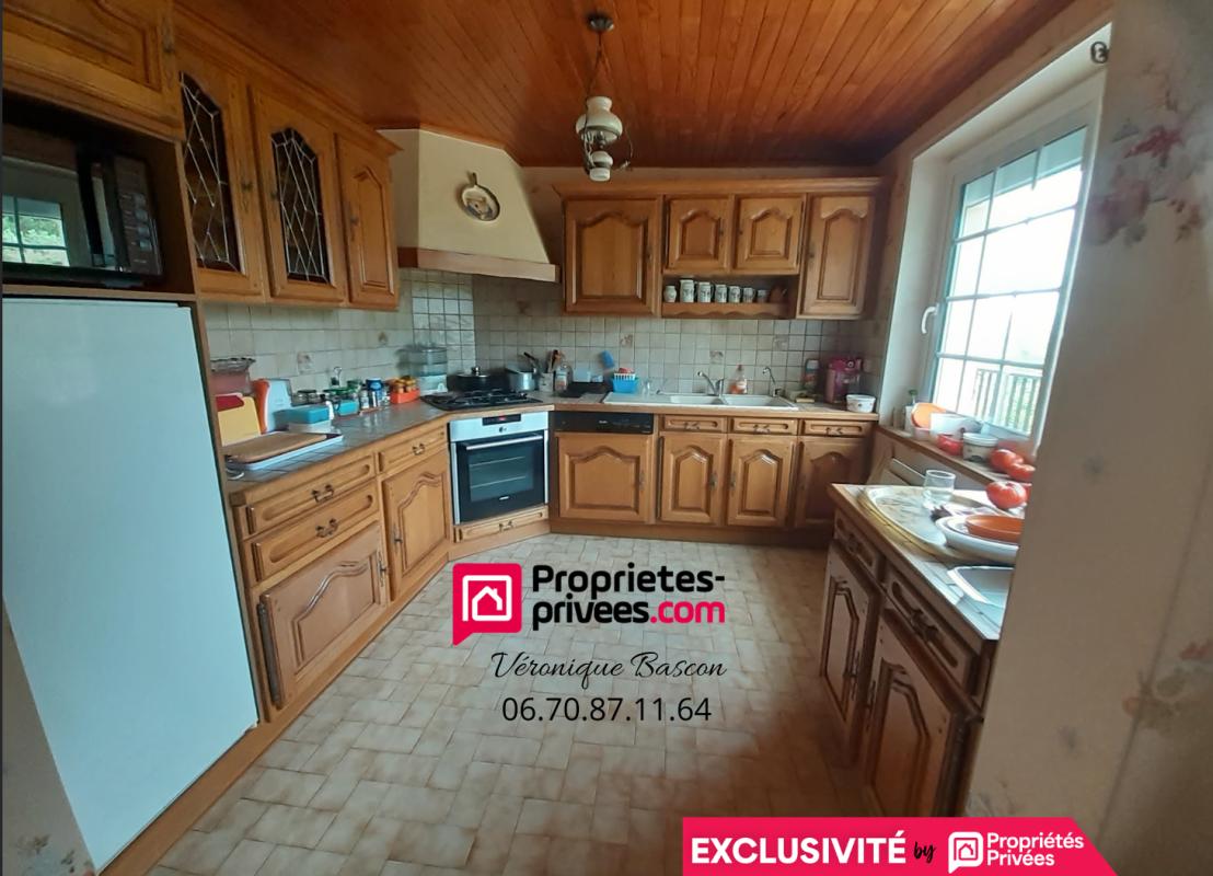 LA BREOLE Maison 7 pièces de 137 m2 sur un terrain de 6391m2 1