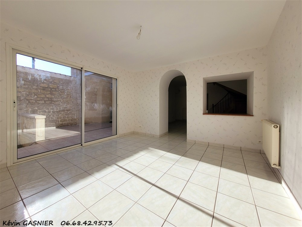 L'ISLE-D'ESPAGNAC L'ISLE D'ESPAGNAC (16340) : Maison de 112m2 + garage 5