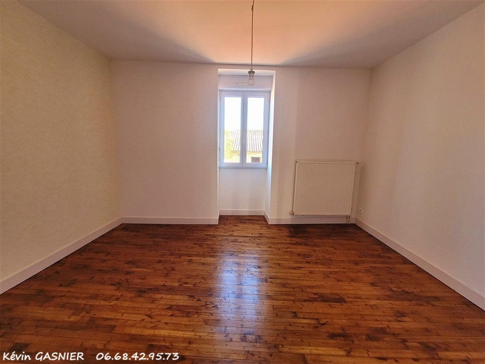 L'ISLE-D'ESPAGNAC L'ISLE D'ESPAGNAC (16340) : Maison de 112m2 + garage 8