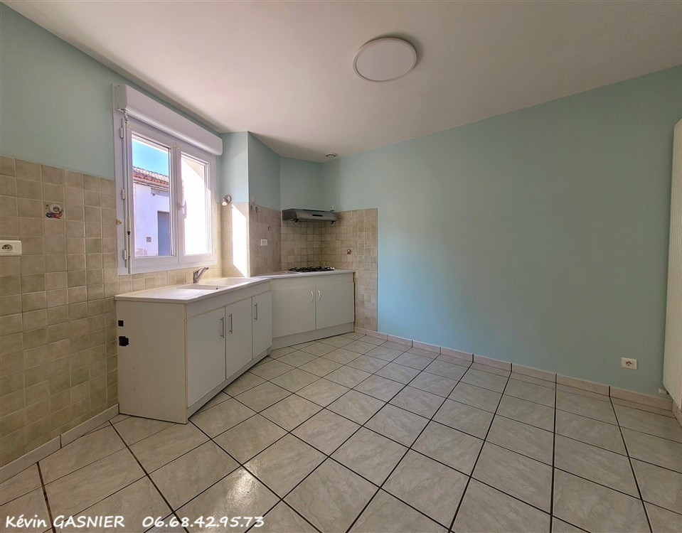 L'ISLE-D'ESPAGNAC L'ISLE D'ESPAGNAC (16340) : Maison de 112m2 + garage 9