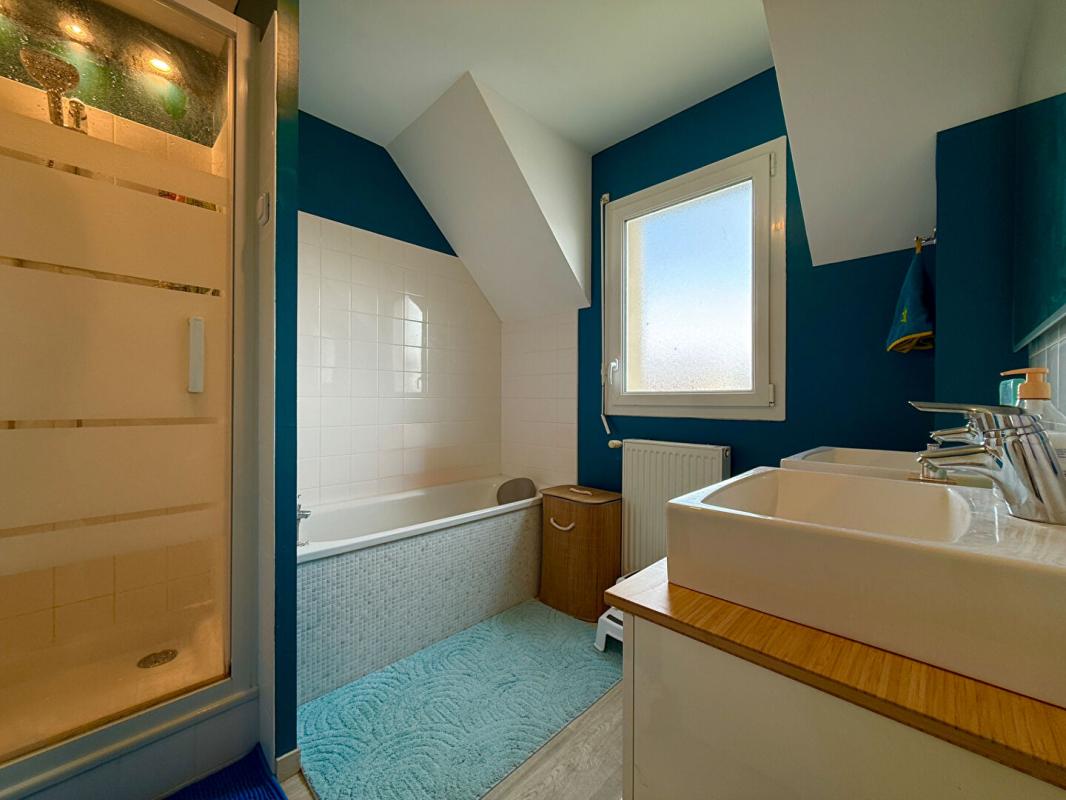 BRETTEVILLE-SUR-LAIZE Maison Bretteville Sur Laize 6 pièces 102 m2 17