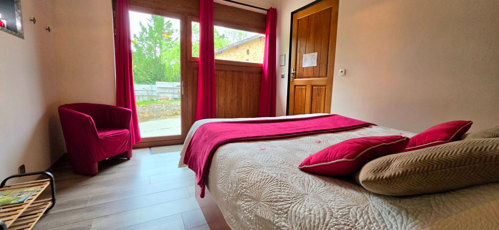 BOURGNAC Domaine de charme au coeur du Périgord , Propriété d'exception avec activité touristique 11