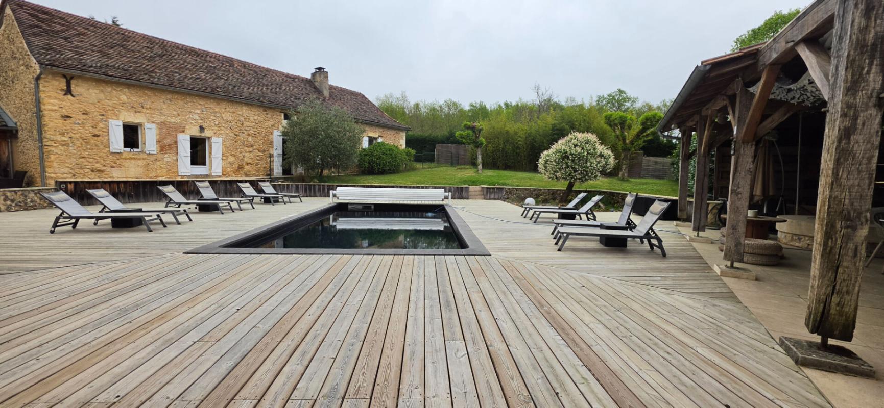 BOURGNAC Domaine de charme au coeur du Périgord , Propriété d'exception avec activité touristique 2