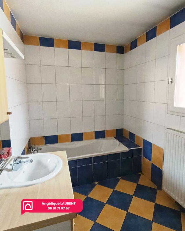 MONTBRISON Maison avec terrain Moingt 3 pièces 74 m2 9