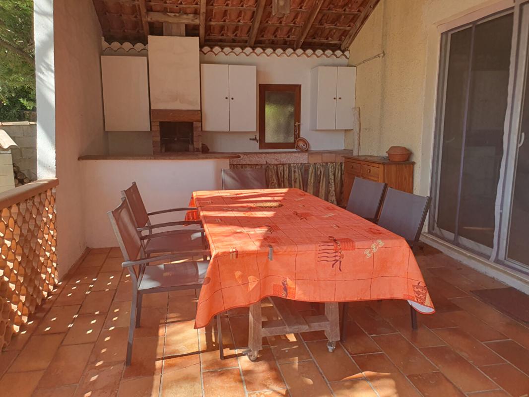 SEILLONS-SOURCE-D'ARGENS SEILLONS SOURCE D'ARGENS VILLA T5 sur 1416 m² de terrain 3