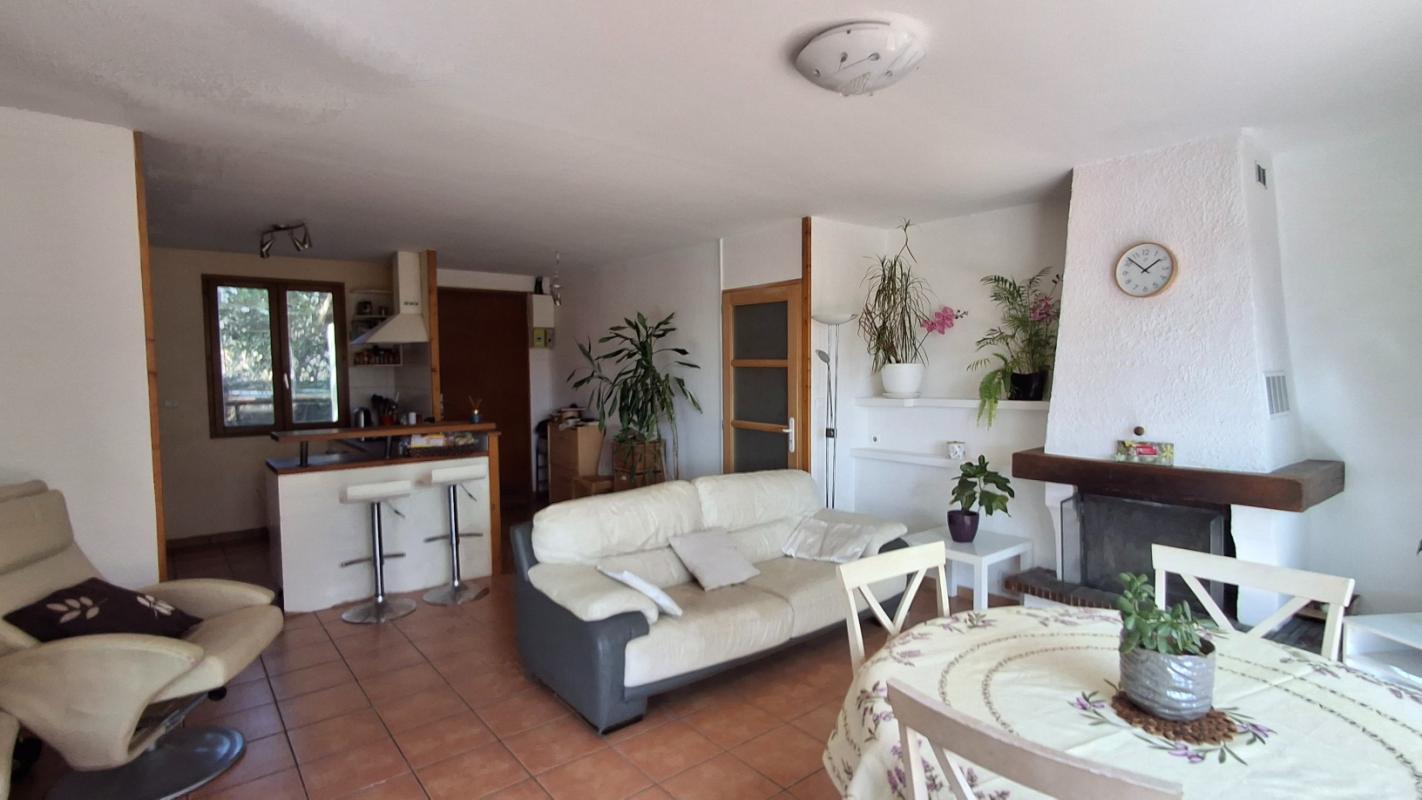 SEILLONS-SOURCE-D'ARGENS SEILLONS SOURCE D'ARGENS VILLA T5 sur 1416 m² de terrain 5