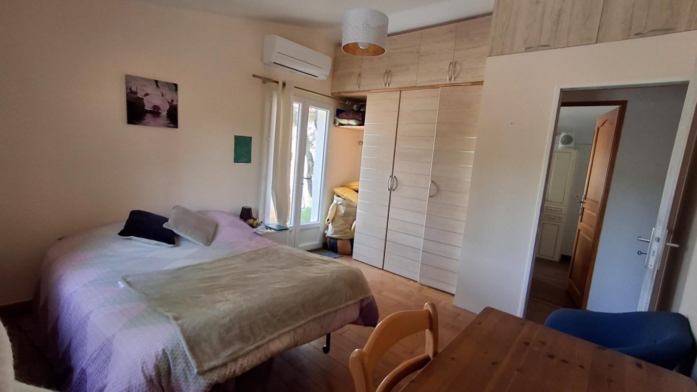 SEILLONS-SOURCE-D'ARGENS SEILLONS SOURCE D'ARGENS VILLA T5 sur 1416 m² de terrain 9