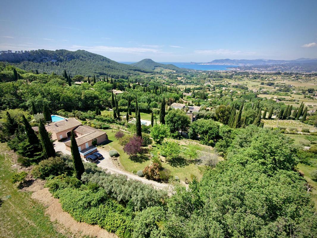 LA CADIERE-D'AZUR Propriété d'exception - Vue panoramique mer vallée de St-Côme 2 800 000  - La Cadière d'Azur 1
