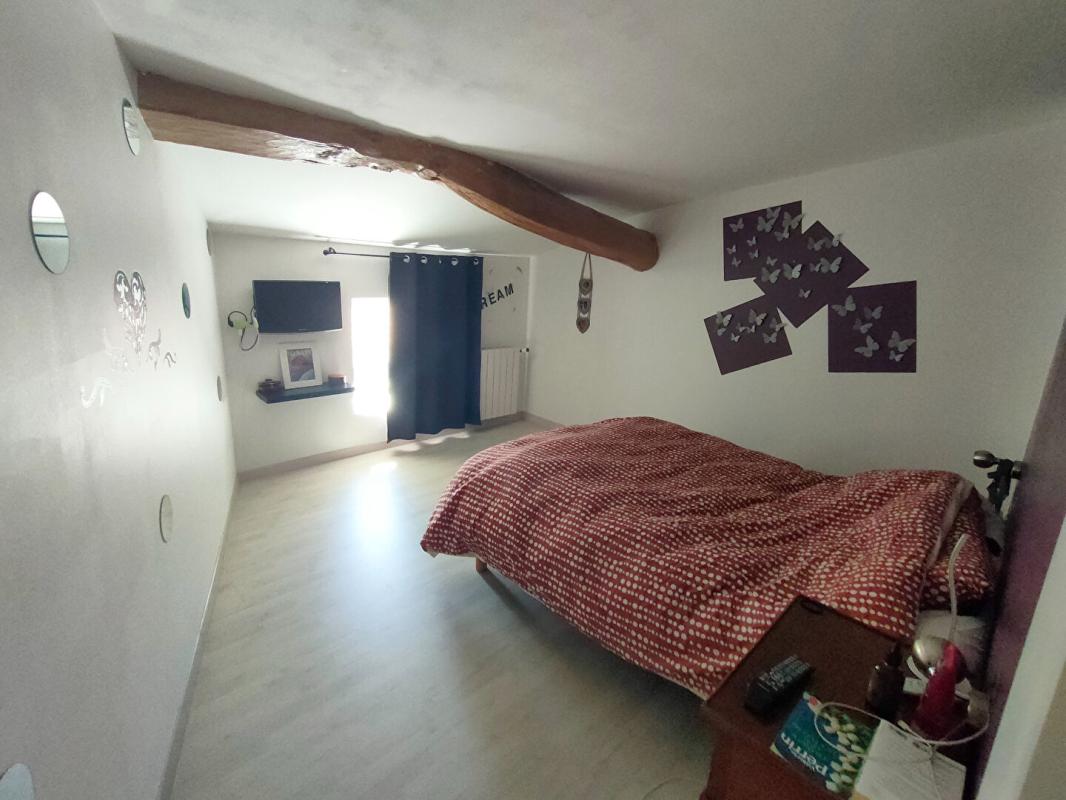 SAINT-GEORGES-DU-BOIS Maison Saint Georges Du Bois 9 pièce(s) 210 m2 13