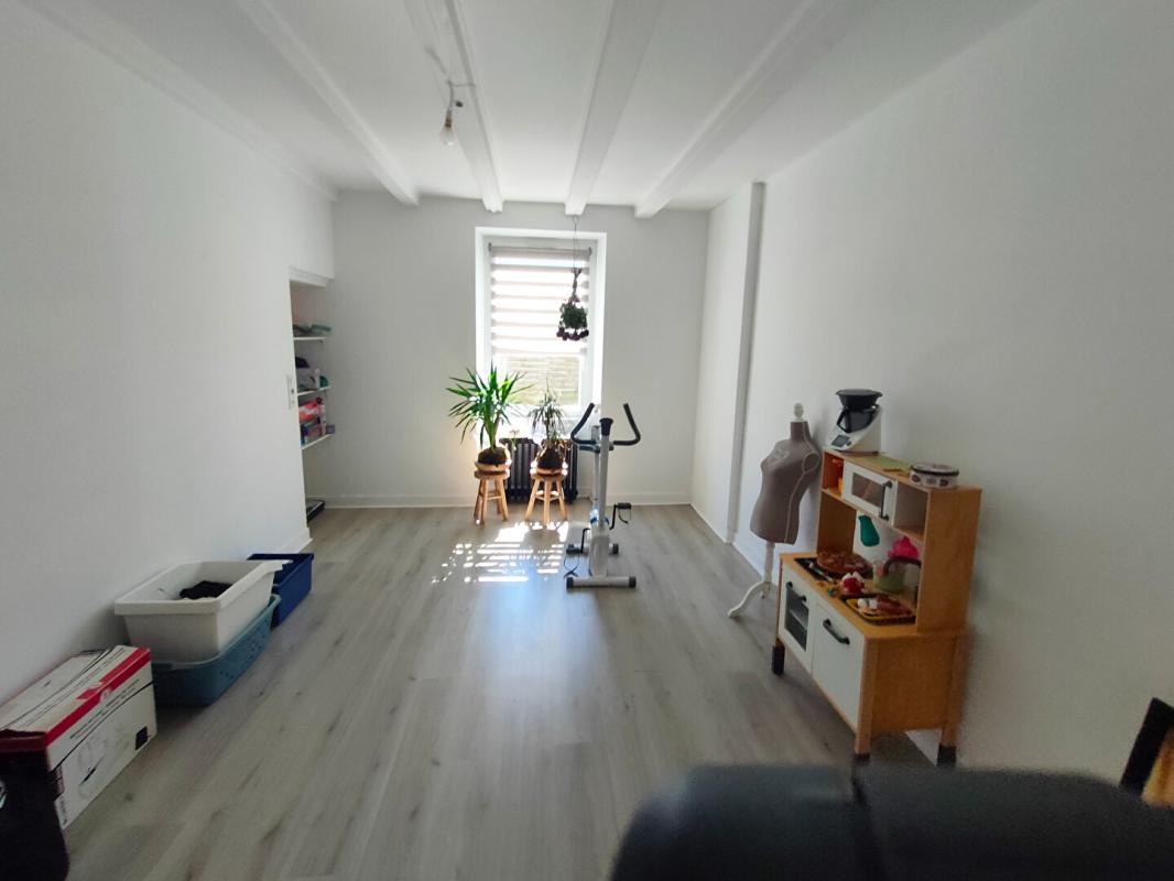 SAINT-GEORGES-DU-BOIS Maison Saint Georges Du Bois 9 pièce(s) 210 m2 6