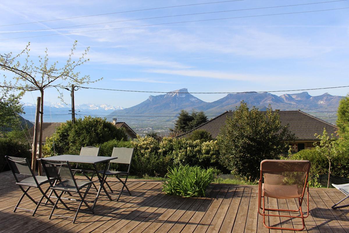 SAINT-JEAN-D'ARVEY Maison Saint-Jean-d'Arvey 5 pièces 102 m2 1