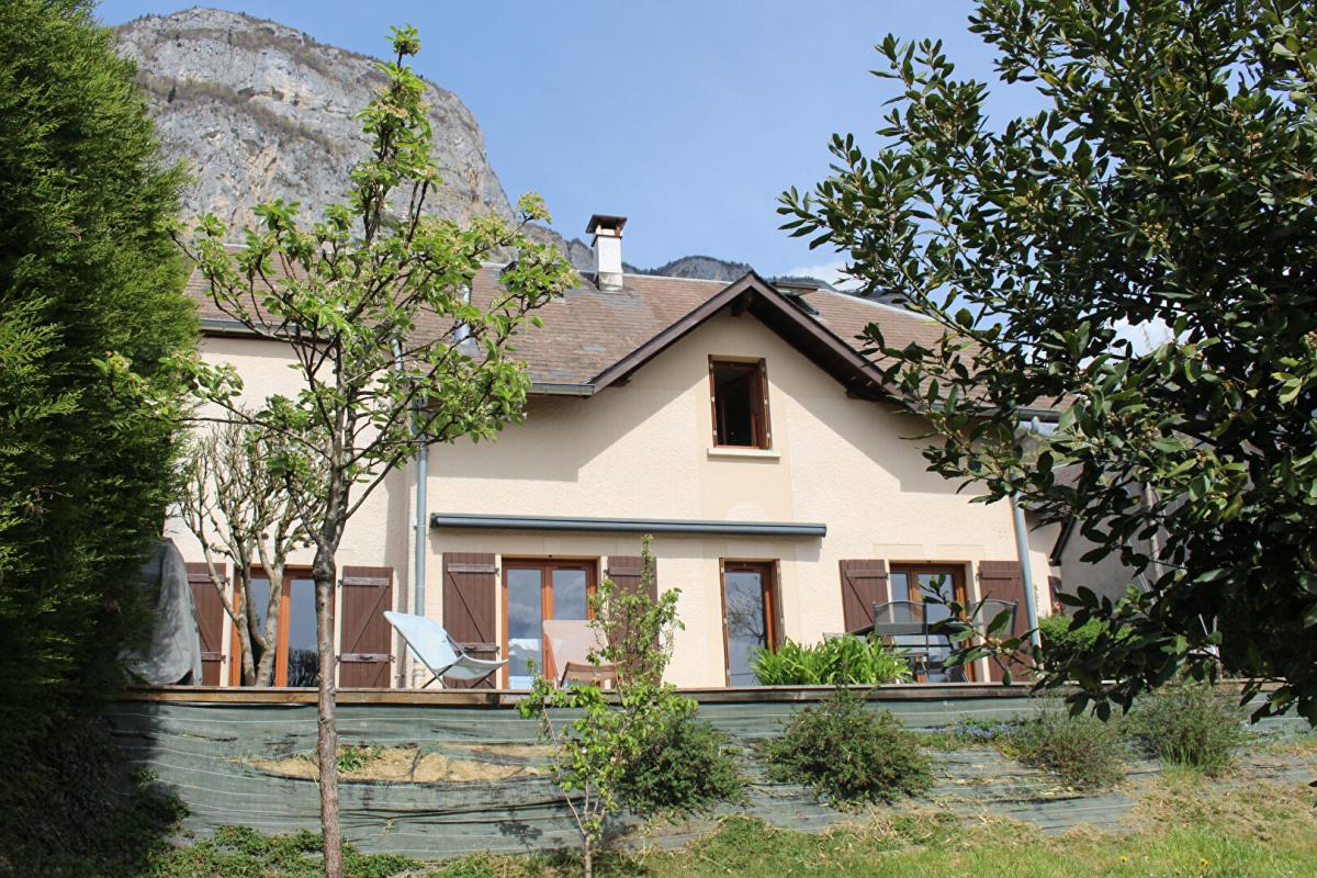 SAINT-JEAN-D'ARVEY Maison Saint-Jean-d'Arvey 5 pièces 102 m2 15