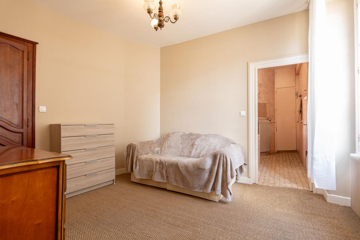 BLOIS LIEUX UNIQUES ® x PROPRIÉTÉS PRIVÉES PROPOSE APPARTEMENT HYPER-CENTRE DE BLOIS 77 M² 17