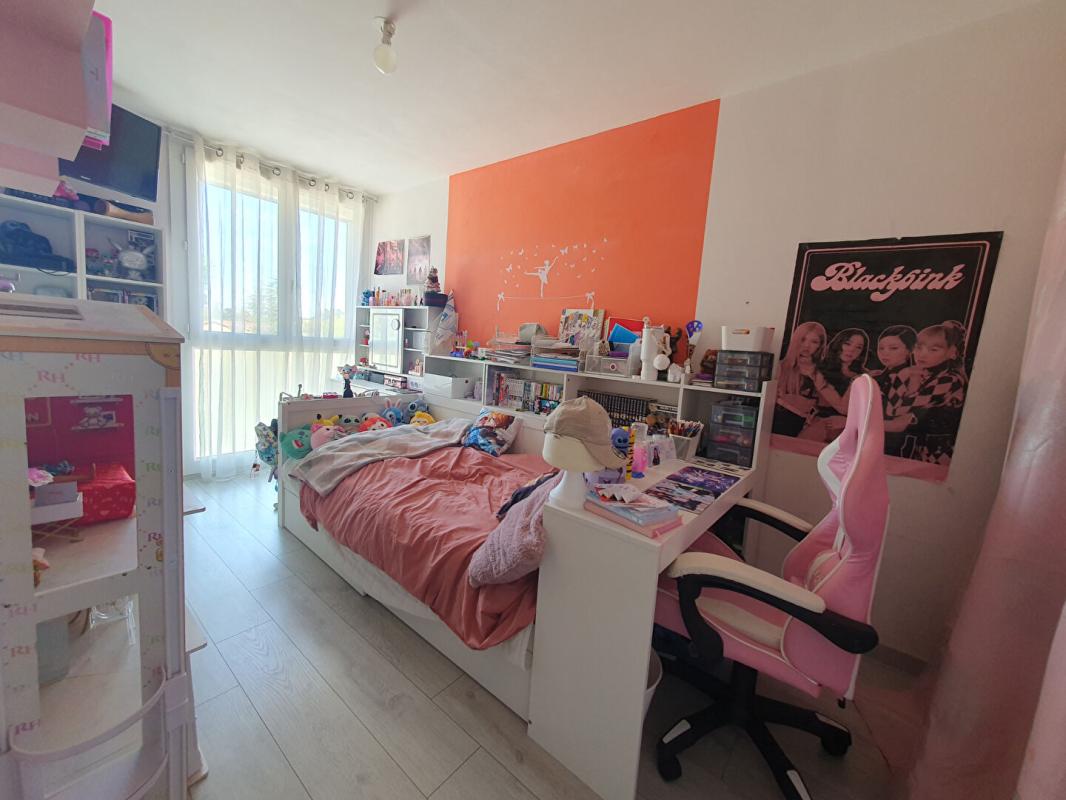 MARSEILLE-11E-ARRONDISSEMENT MARSEILLE (13011) APPARTEMENT T4 8