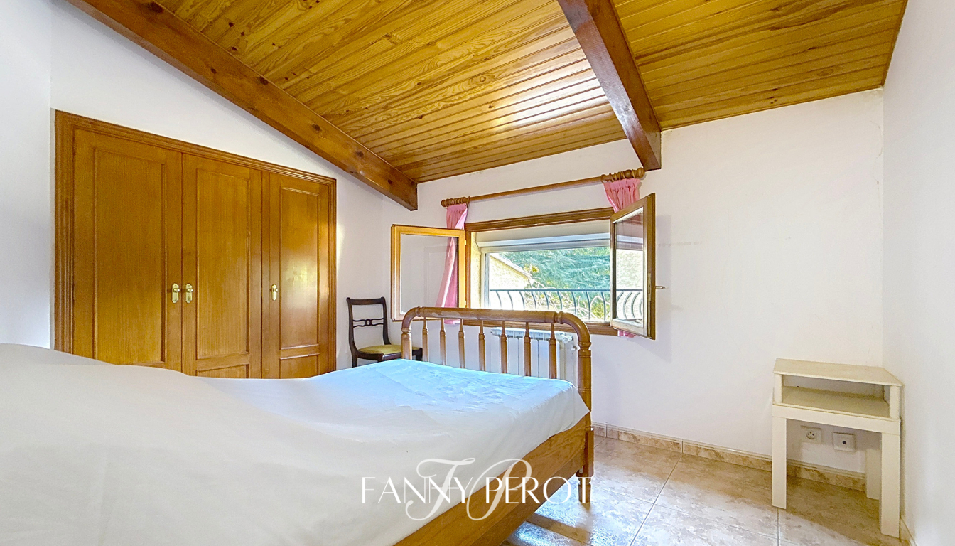 ARGELES-SUR-MER A Argelès, maison de caractère de 220 m² sur grande parcelle arborée avec piscine 11