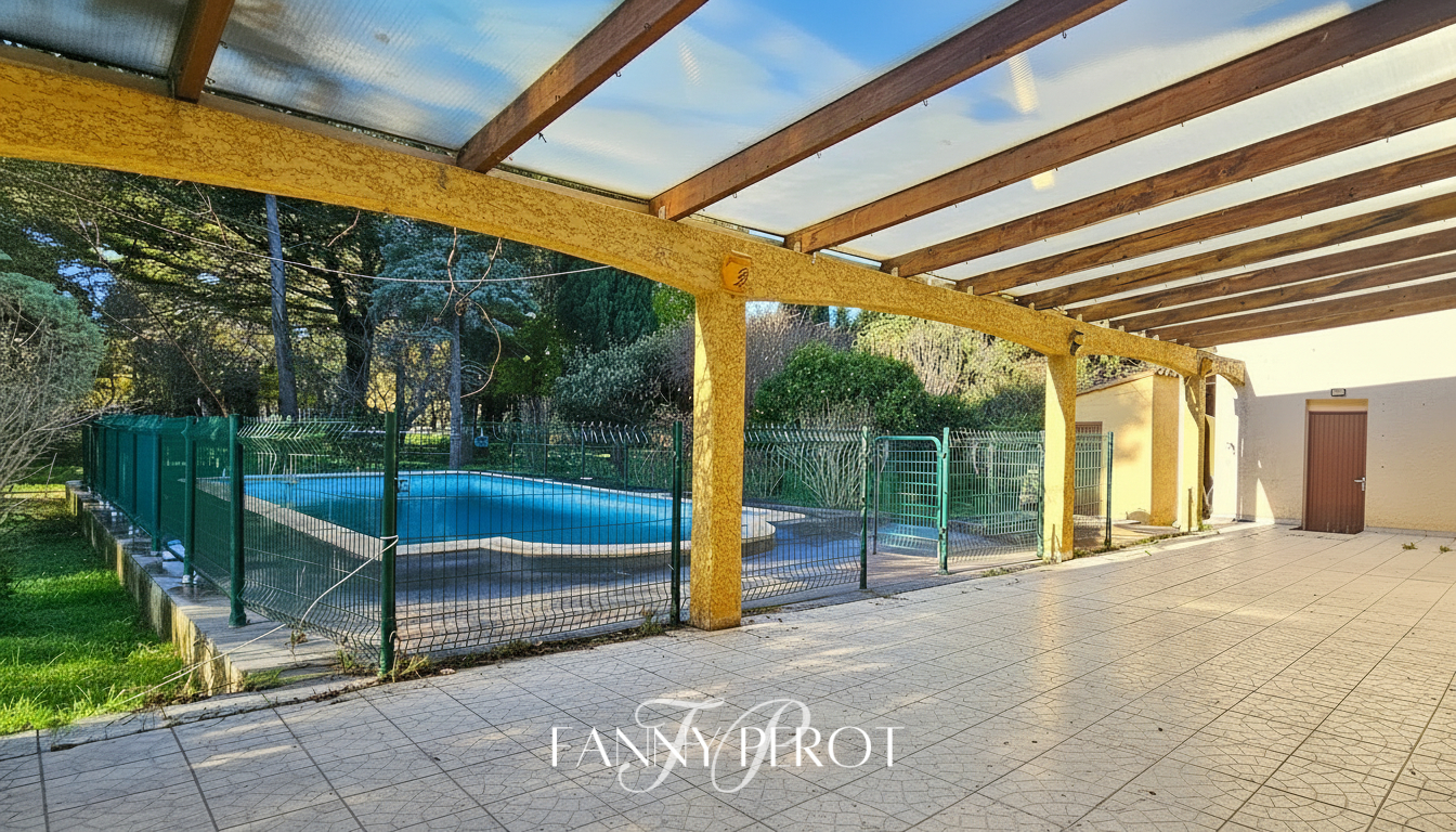 ARGELES-SUR-MER A Argelès, maison de caractère de 220 m² sur grande parcelle arborée avec piscine 14