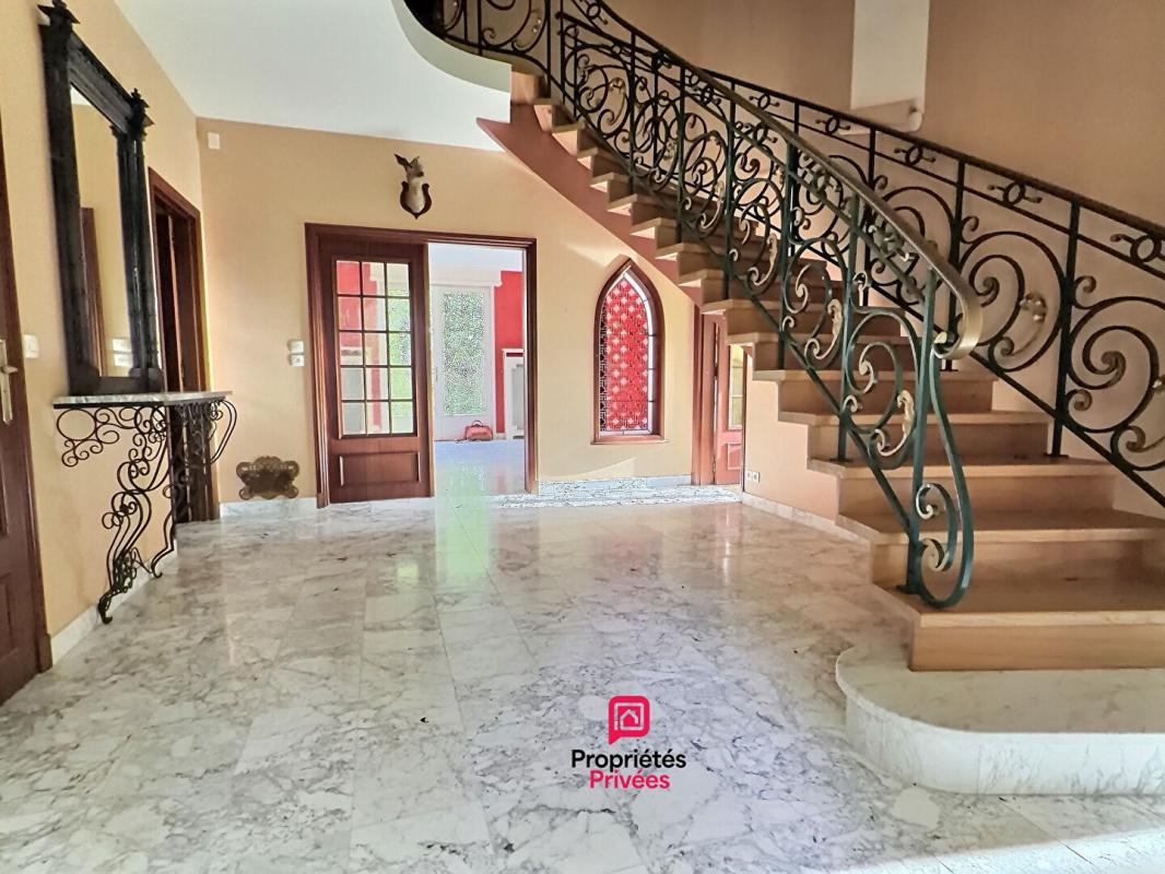 OIGNIES maison d'architecte à Oignies 316 m2 3