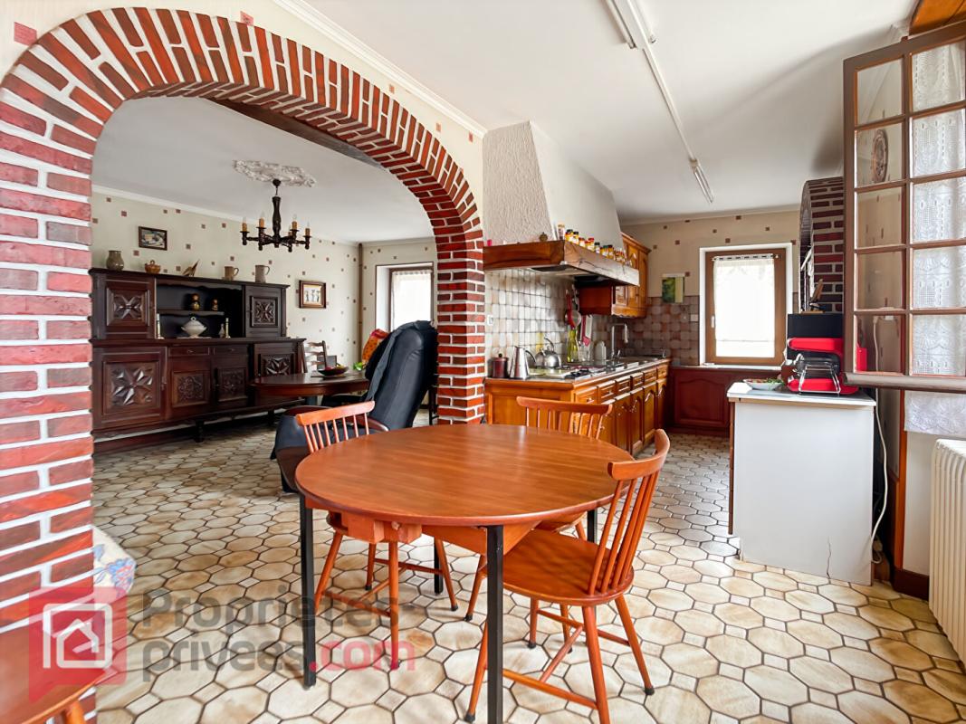 MONTIGNY-LA-RESLE Maison Montigny La Resle 7 pièce(s) 204 m2 4