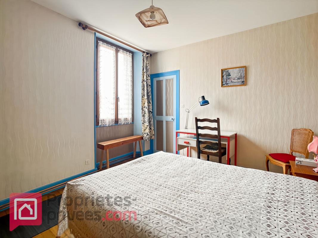 MONTIGNY-LA-RESLE Maison Montigny La Resle 7 pièce(s) 204 m2 7