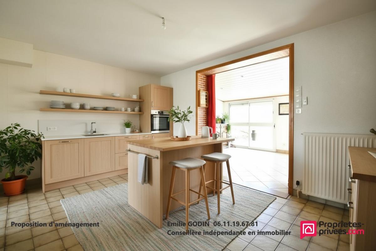 MAULEVRIER Maison  6 pièce(s) 107 m2 7