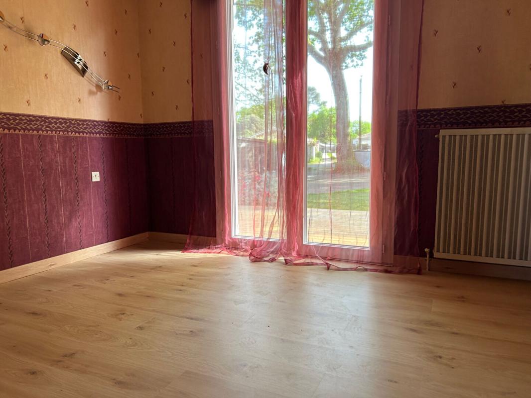 BLANQUEFORT Maison Lafon Mr  et Mme 7