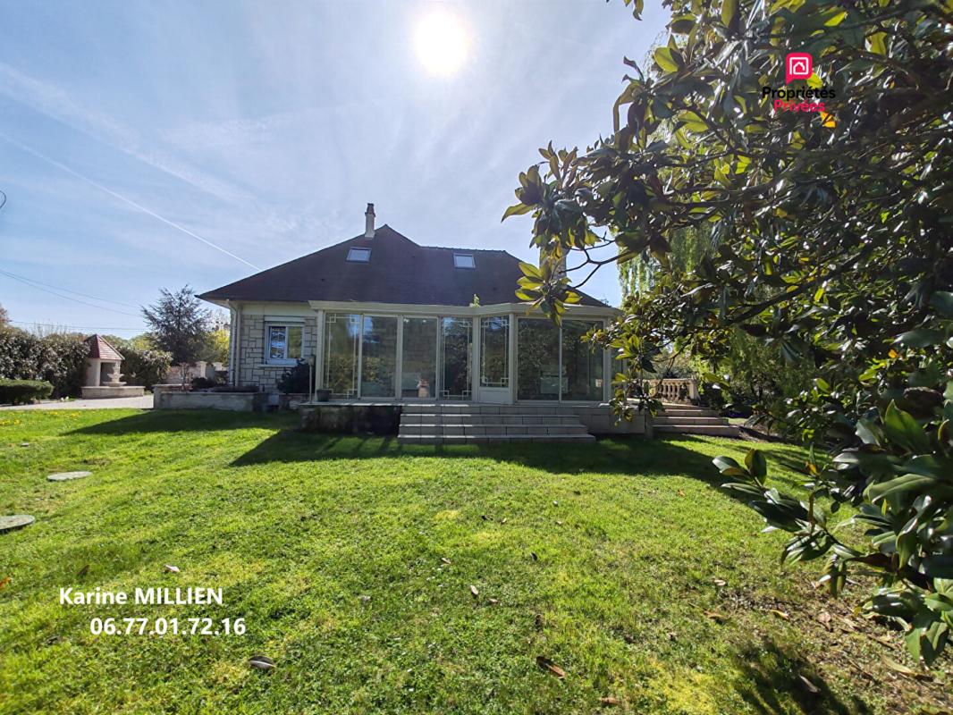 IVRY-LA-BATAILLE IVRY LA BATAILLE 27540 Maison individuelle avec véranda chauffée - 1 étage - 4 chambres - Double garage - Quart port - Piscine Hors Sol Chauffée - Terrain - 416000  HAI 3