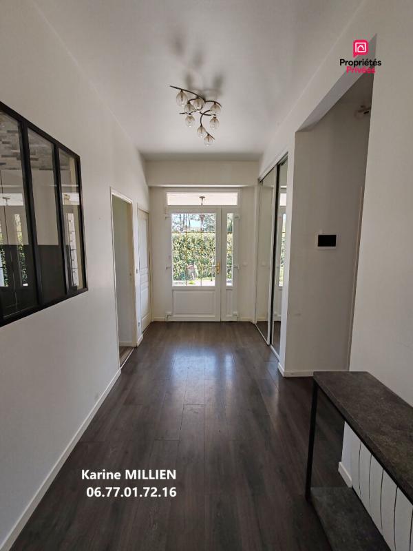 IVRY-LA-BATAILLE IVRY LA BATAILLE 27540 Maison individuelle avec véranda chauffée - 1 étage - 4 chambres - Double garage - Quart port - Piscine Hors Sol Chauffée - Terrain - 416000  HAI 7