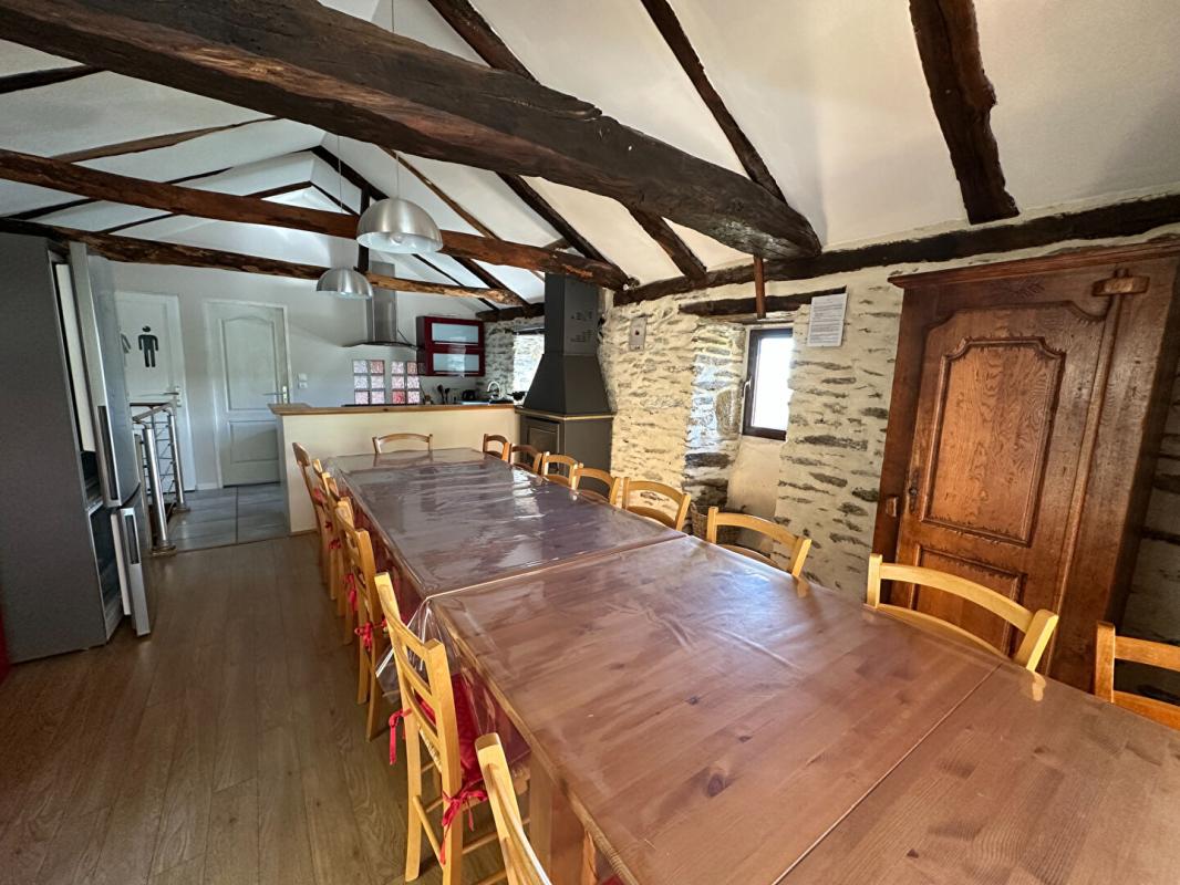 SAINT-ANDRE-LACHAMP Maison Saint Andre Lachamp 16 pièce(s) 300 m2 13