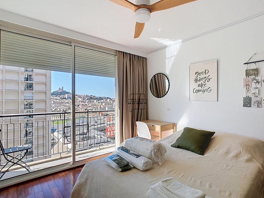 MARSEILLE-1ER-ARRONDISSEMENT Marseille (13001) - BOURSE - VIEUX PORT - T4/5 - location meublée  - 91 m2 - Vue Panoramique et balcons 14