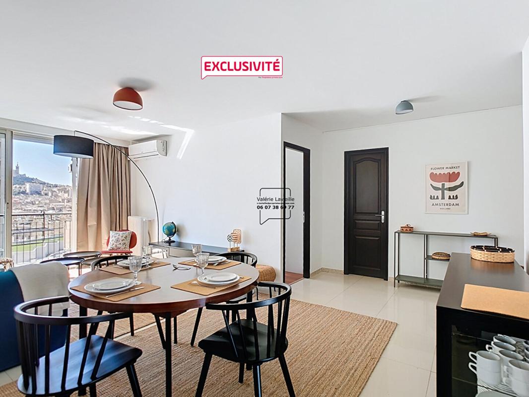 MARSEILLE-1ER-ARRONDISSEMENT Marseille (13001) - BOURSE - VIEUX PORT - T4/5 - location meublée  - 91 m2 - Vue Panoramique et balcons 2