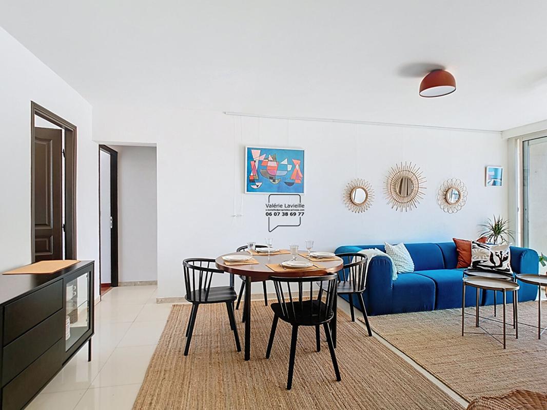 MARSEILLE-1ER-ARRONDISSEMENT Marseille (13001) - BOURSE - VIEUX PORT - T4/5 - location meublée  - 91 m2 - Vue Panoramique et balcons 5