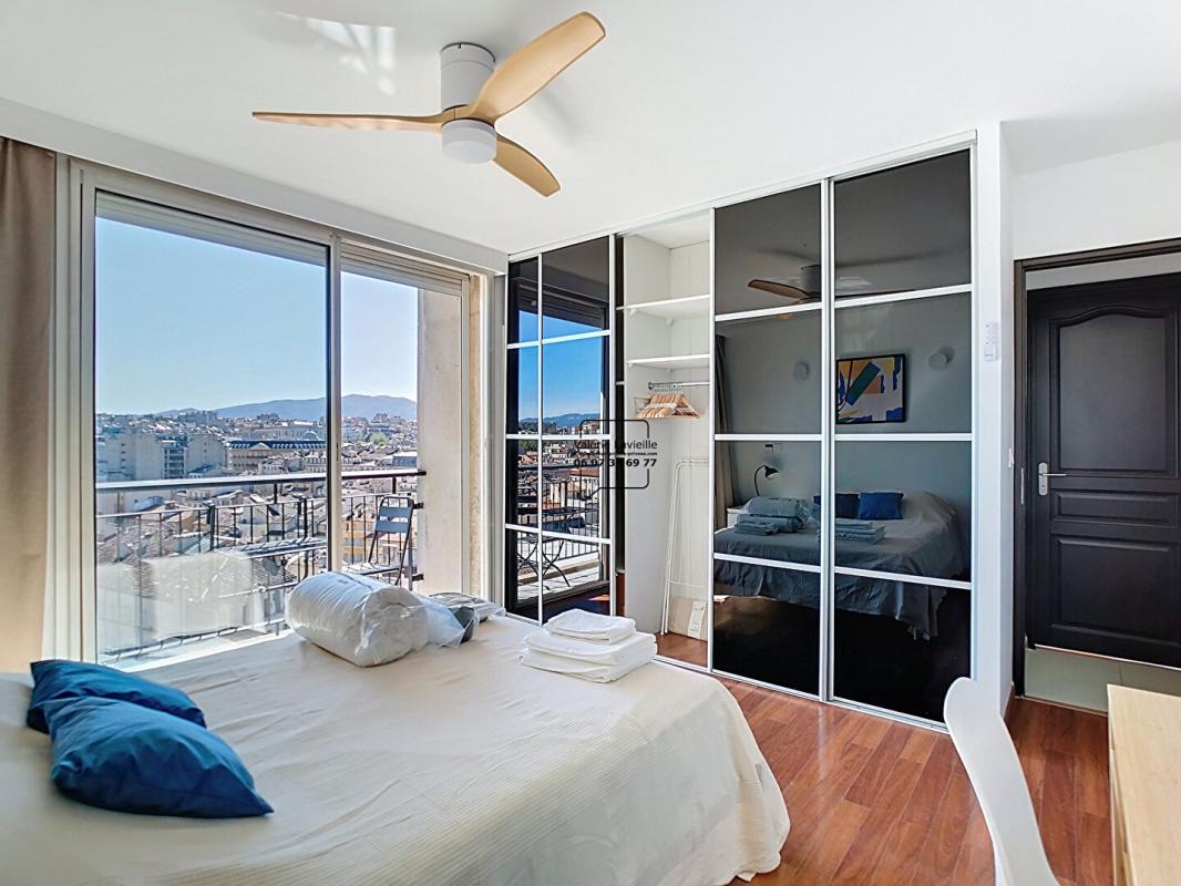 MARSEILLE-1ER-ARRONDISSEMENT Marseille (13001) - BOURSE - VIEUX PORT - T4/5 - location meublée  - 91 m2 - Vue Panoramique et balcons 9